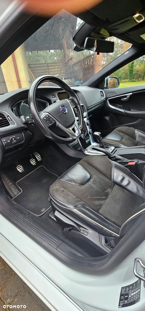 Volvo V40 D2 RDesign - 14