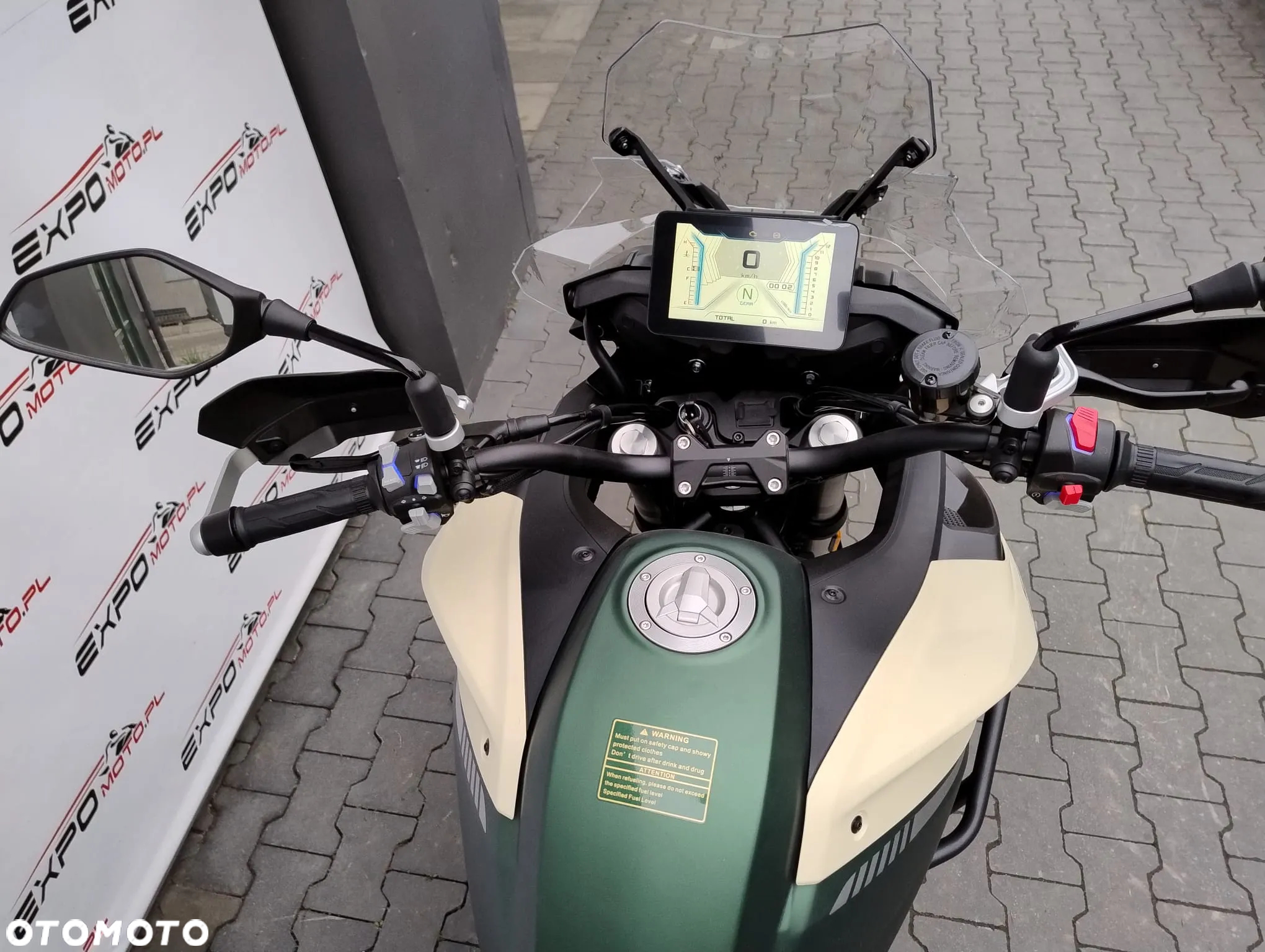QJMOTOR SRT 800SX - 13