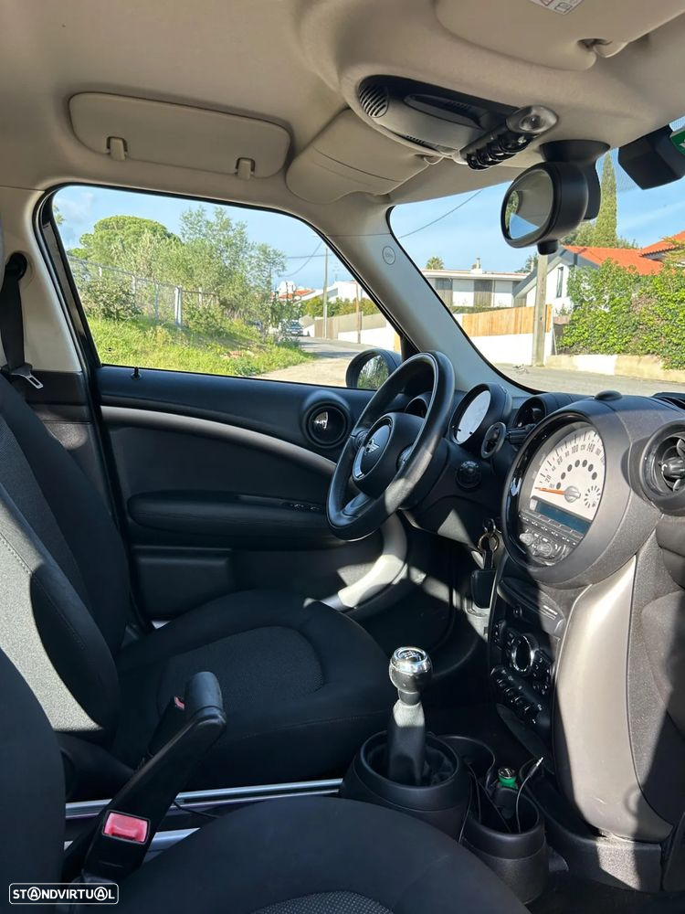 MINI Countryman One D - 13