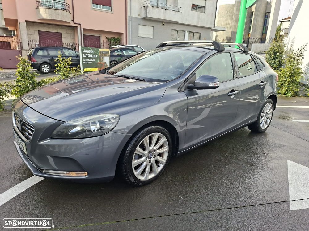 Volvo V40 D2 - 2