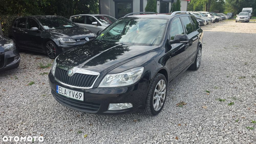 Skoda Octavia 1.6 TDI DPF DSG Ambition - 2