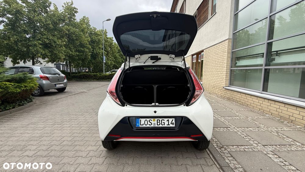Toyota Aygo x-clusive Style Selection - 8
