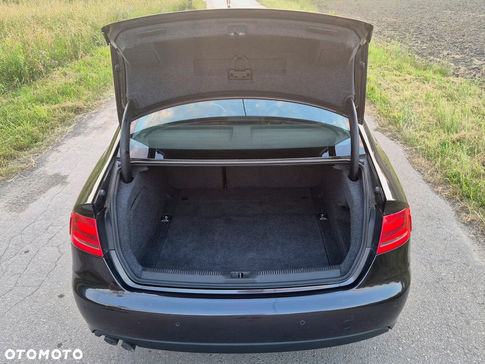 Audi A4 Limousine 2.0 TDI - 8