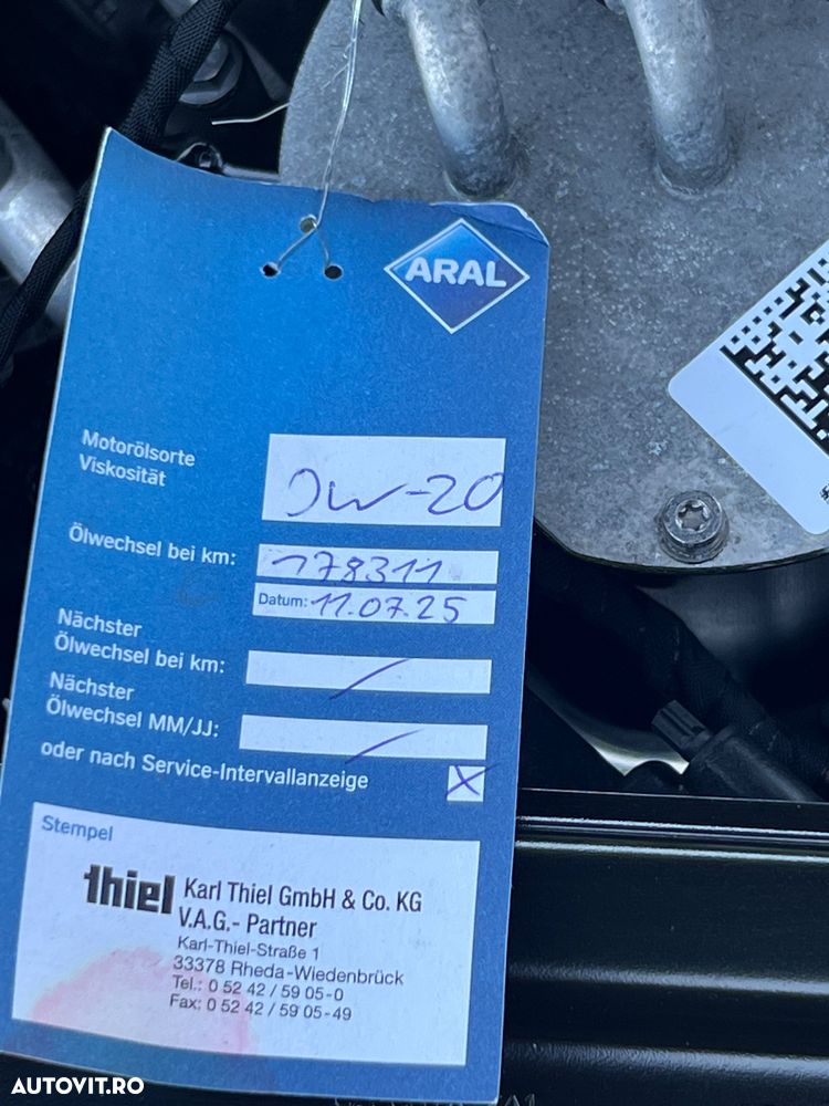 Skoda Octavia Combi 2.0 TDI DSG Exclusive - 37