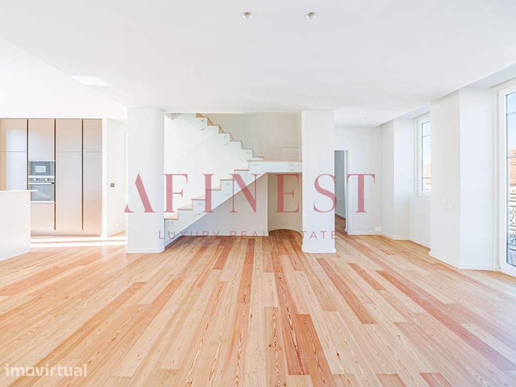 Apartamento T3 Duplex (3 Suites) em condominio fechado no Estoril -... - Grande imagem: 2/42
