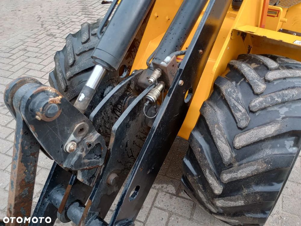 JCB 403 ROK 2011 łopata widły do ​​palet - 3