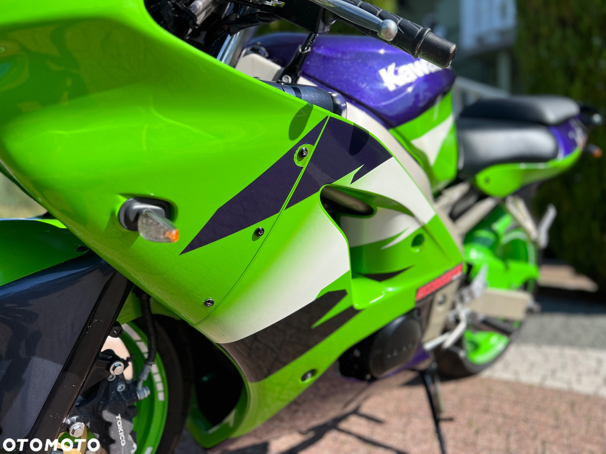 Kawasaki ZXR - 28