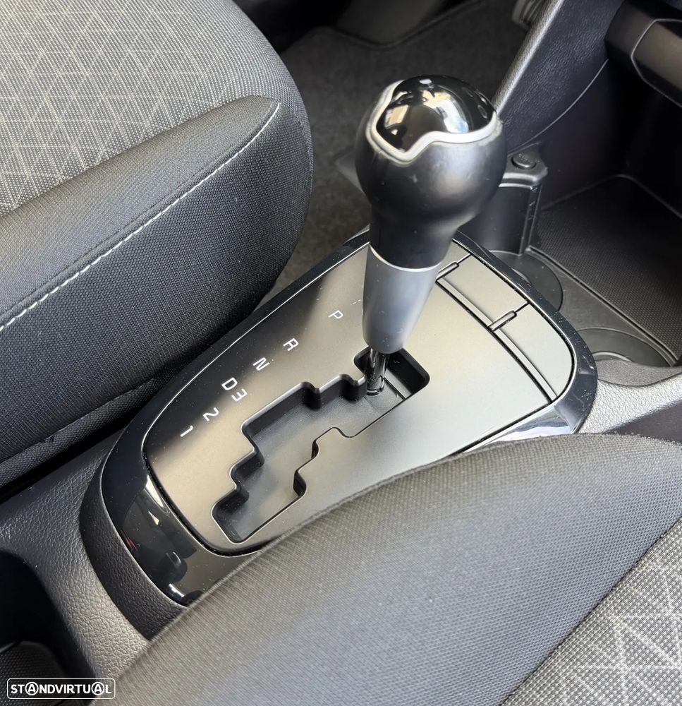Kia Picanto 1.0 CVVT Urban AMT - 21