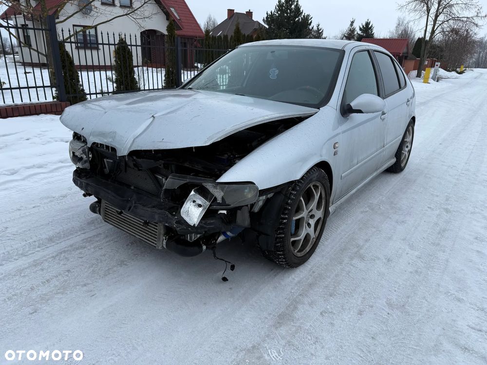 Seat Leon 1.8T Cupra R - 11