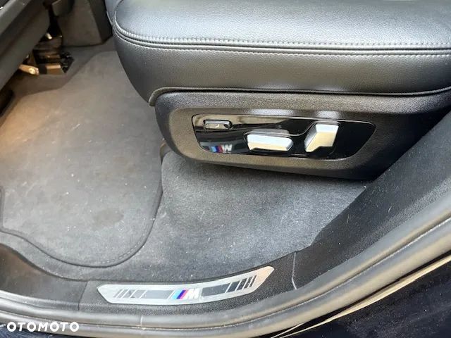 BMW X5 xDrive30d - 34