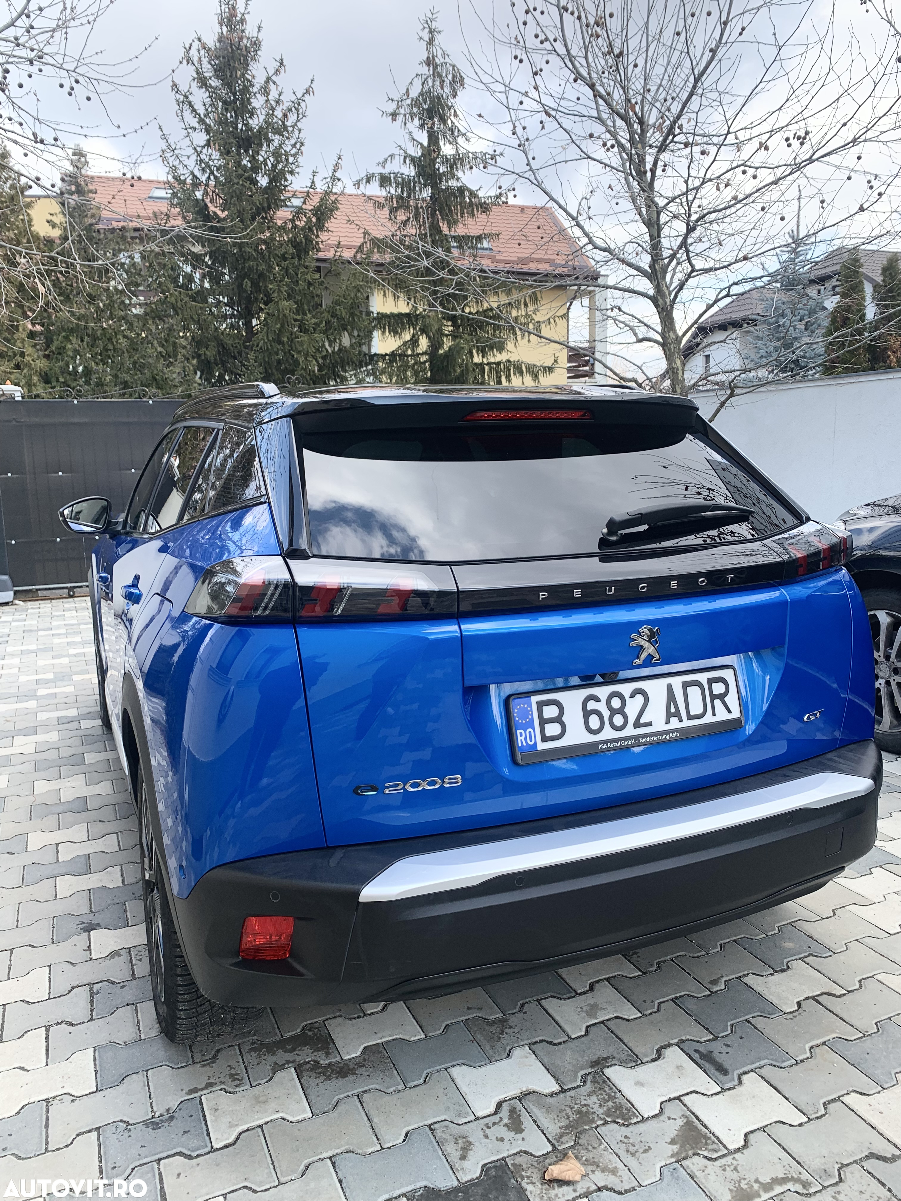 Peugeot 2008 e-2008 GT Line - 3