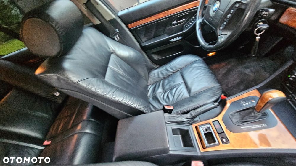 BMW Seria 5 - 31