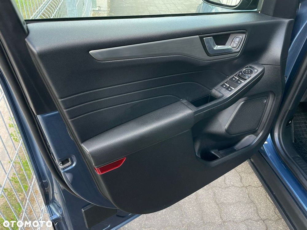 Ford Kuga - 18