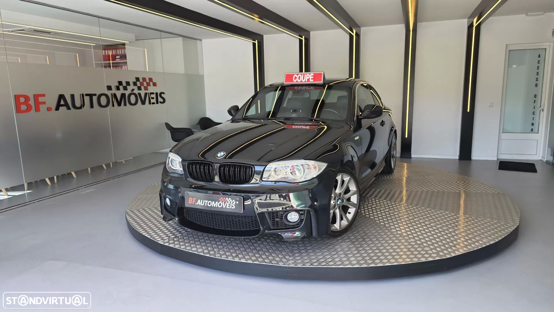 BMW 120 d Pack M - 12