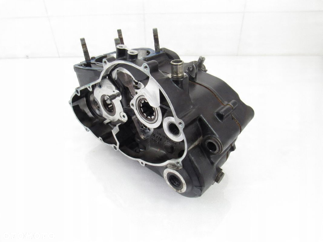Kartery / blok silnika komplet KTM Duke 640, 02r LC4 II - 3