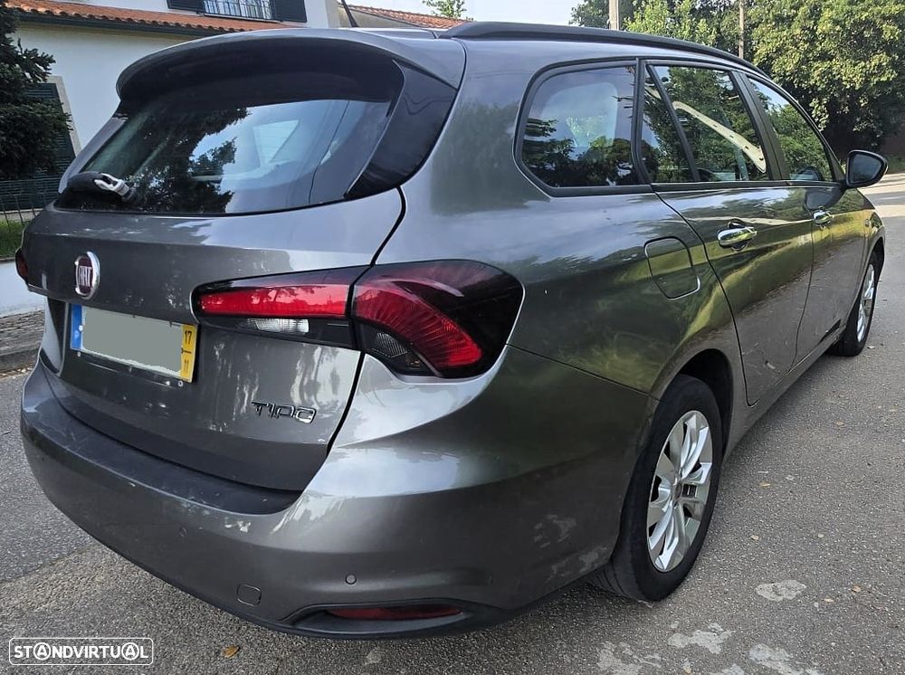 Fiat Tipo Station Wagon 1.3 M-Jet Lounge - 4