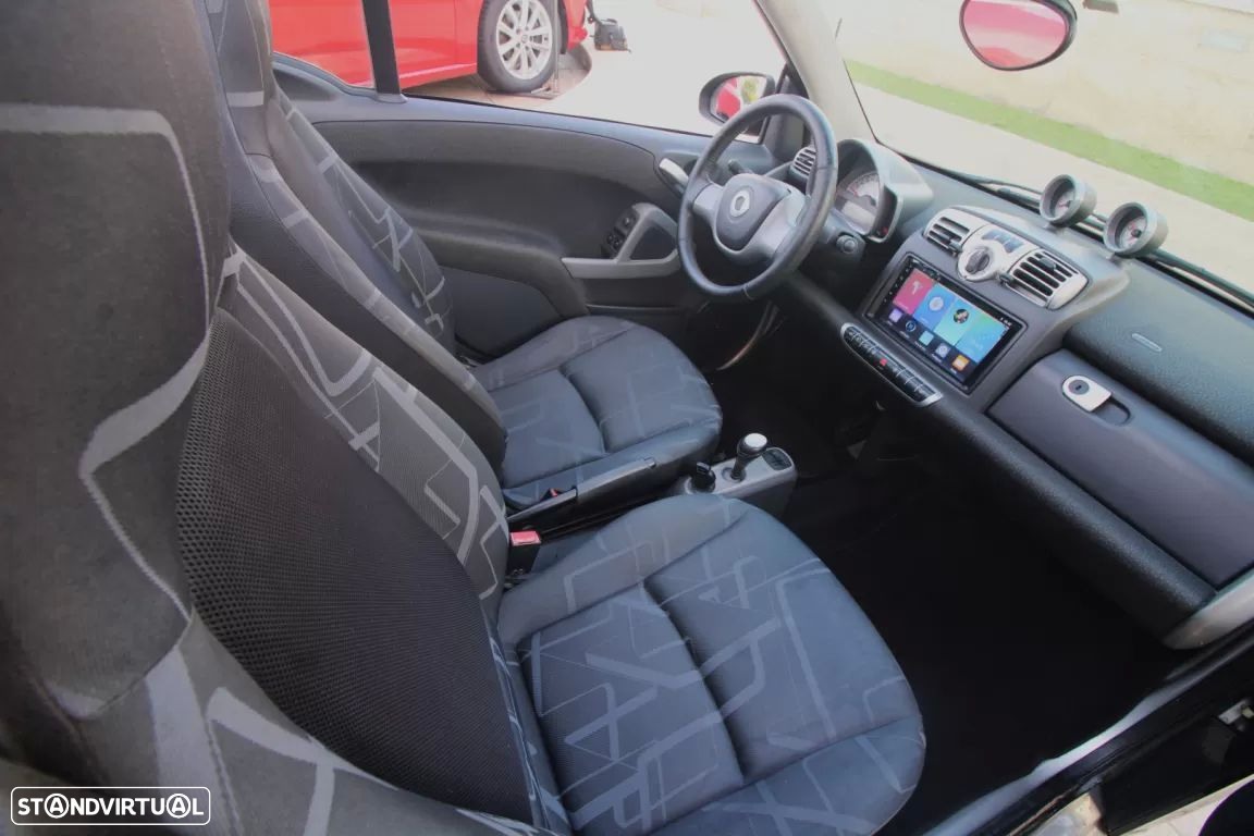 Smart Fortwo Cabrio 0.8 cdi Passion 45 - 19