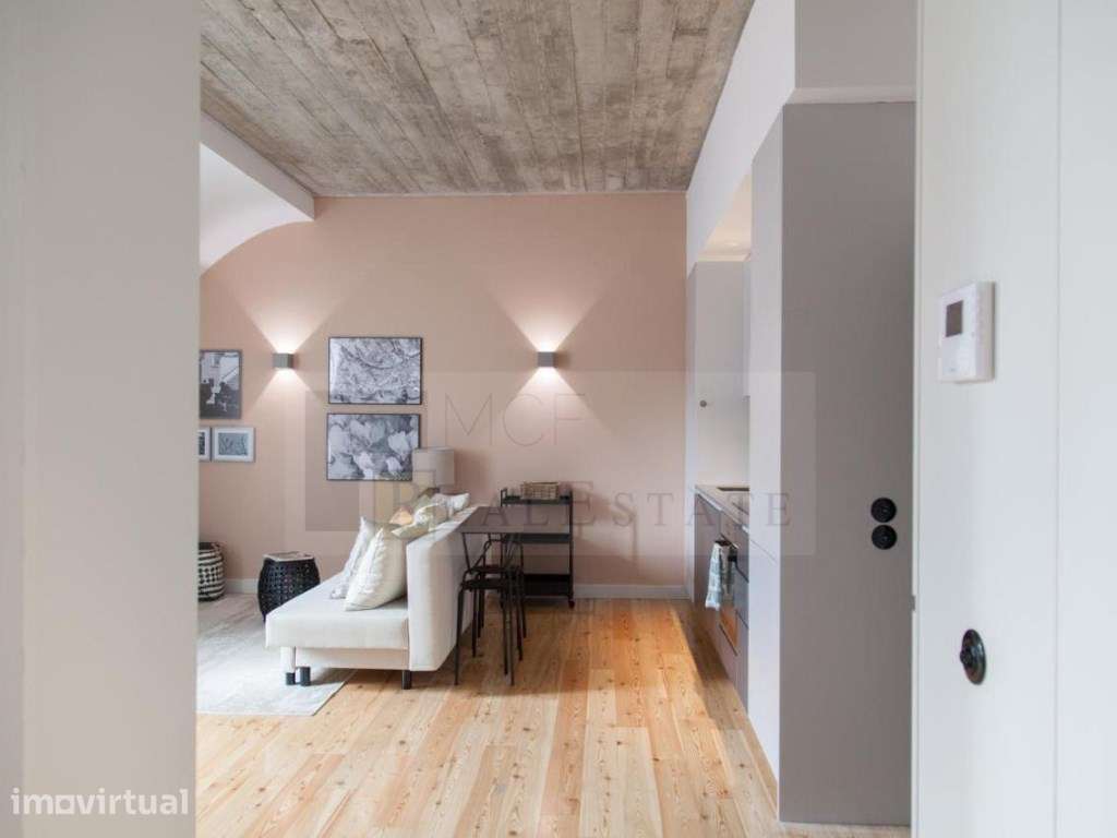 Apartamento T1 - Largo do Intendente - Grande imagem: 4/14