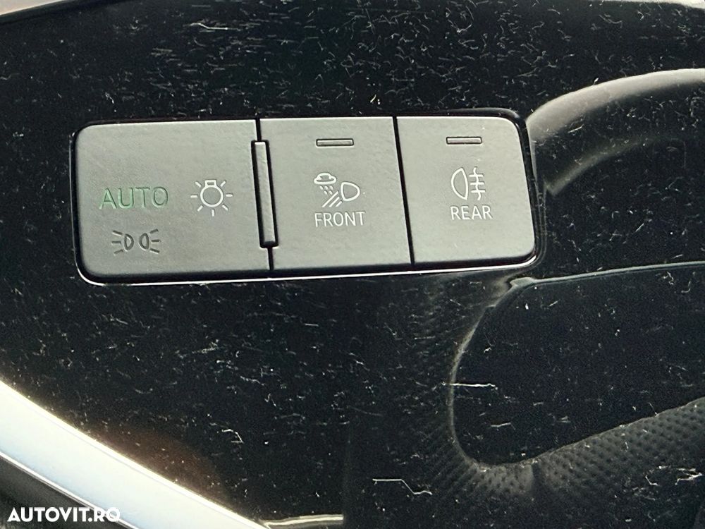 Audi Q3 2.0 35 TDI S tronic - 11