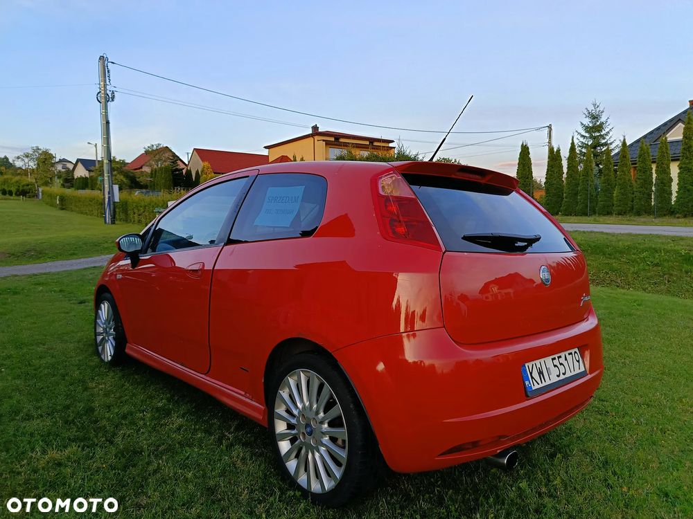 Fiat Grande Punto 1.9 Multijet 8V Sport - 6