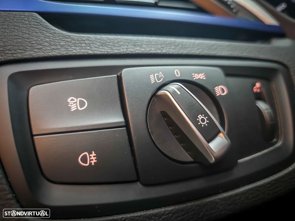 BMW X2 16 d sDrive Auto Pack M - 43