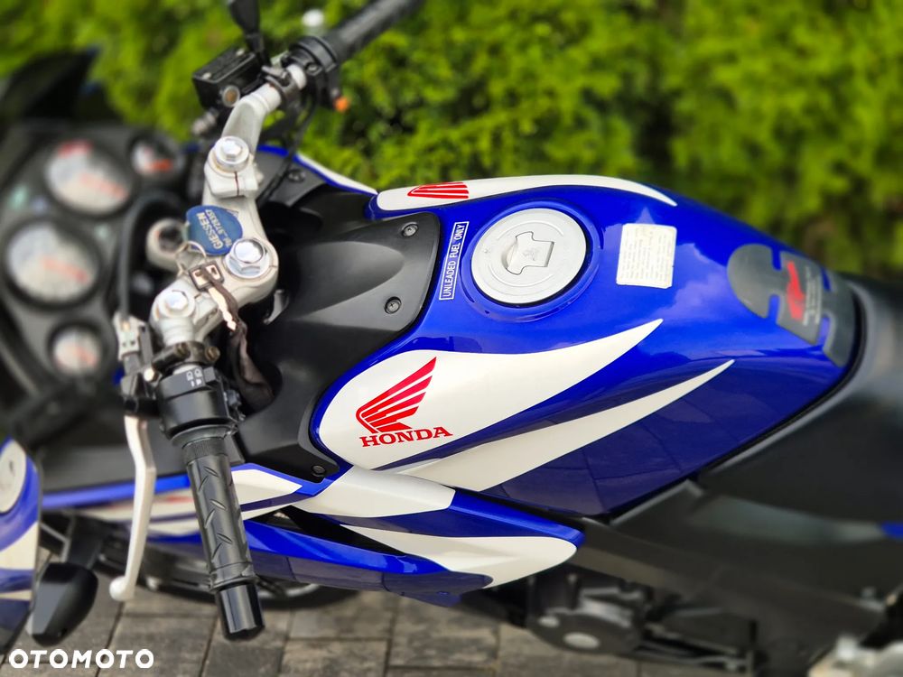Honda CBR - 8