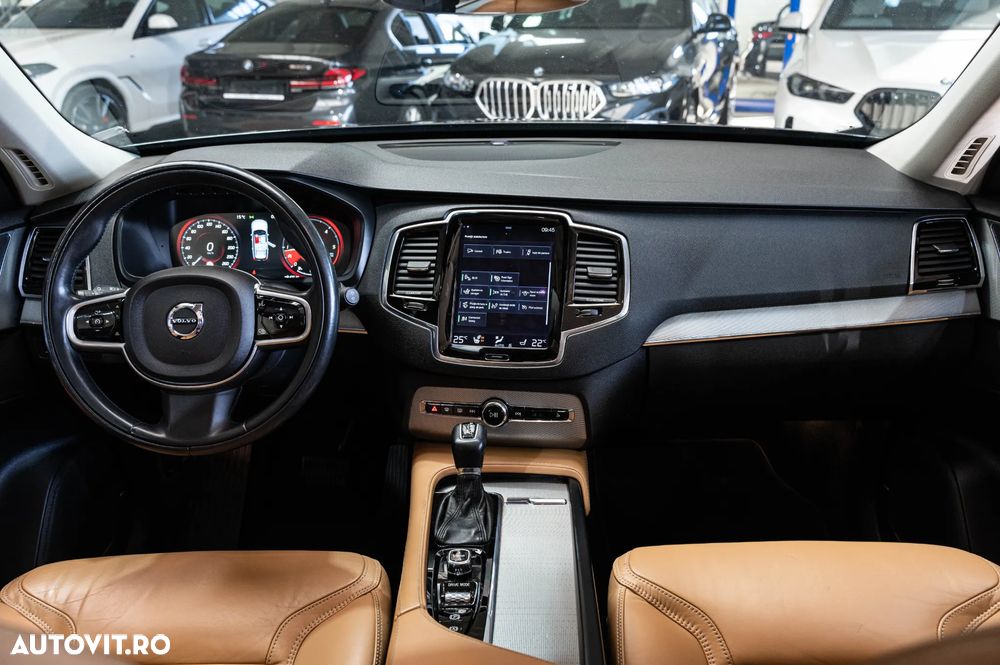 Volvo XC 90 D5 AWD Geartronic Inscription - 8