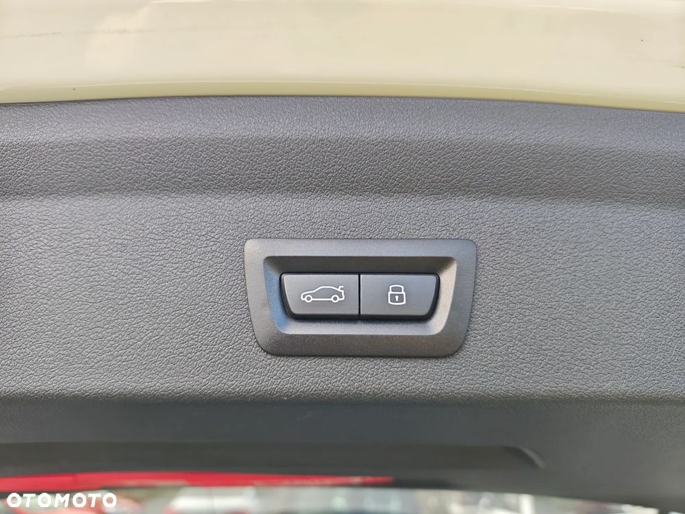 BMW Seria 1 118i GPF M Sport Shadow - 17