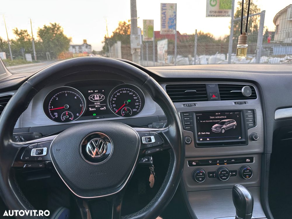 Volkswagen Golf 1.6 TDI BlueMotion Technology DSG Trendline - 13