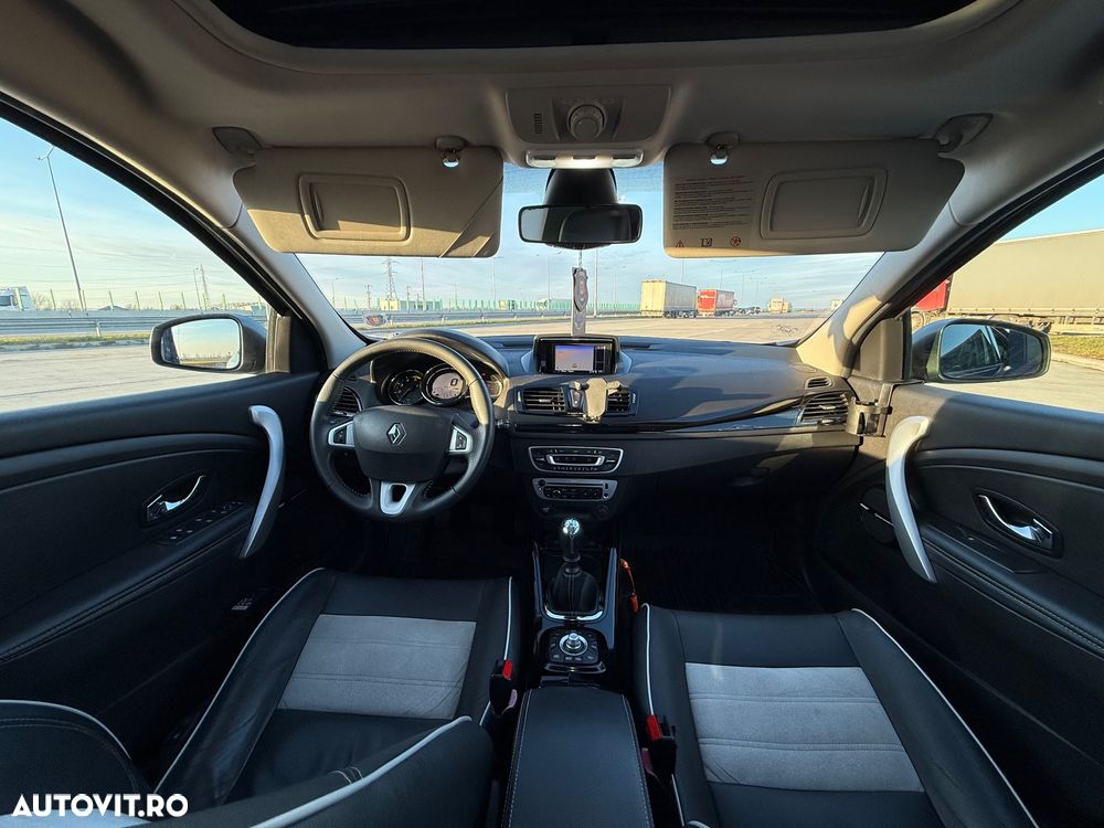 Renault Megane ENERGY dCi 110 Start & Stop Bose Edition - 8