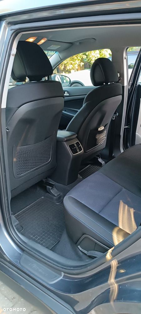 Hyundai Tucson 1.6 GDI BlueDrive Comfort 2WD - 22