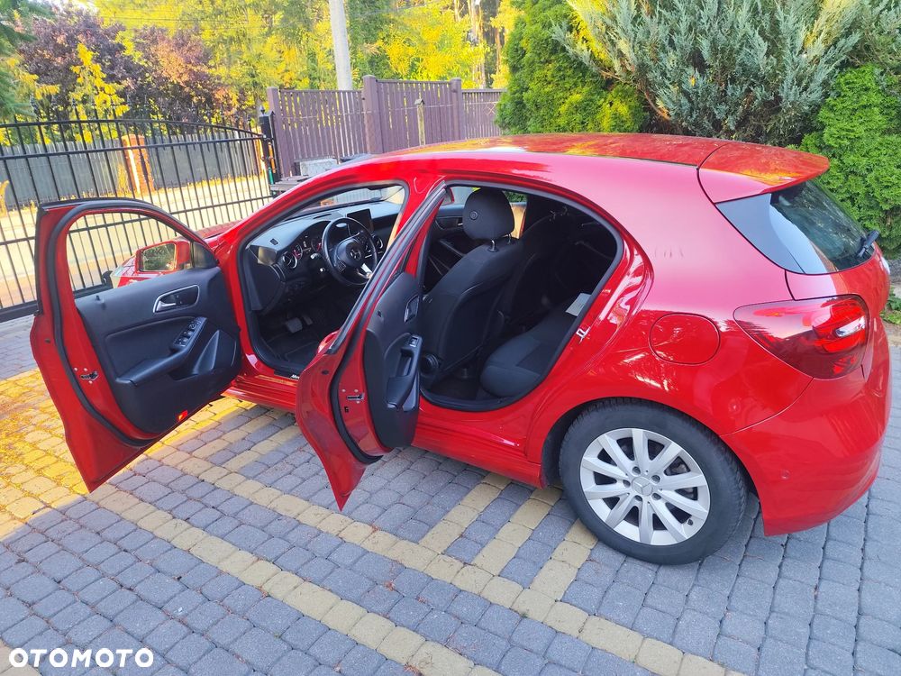 Mercedes-Benz Klasa A 160 CDI 7G-DCT - 15
