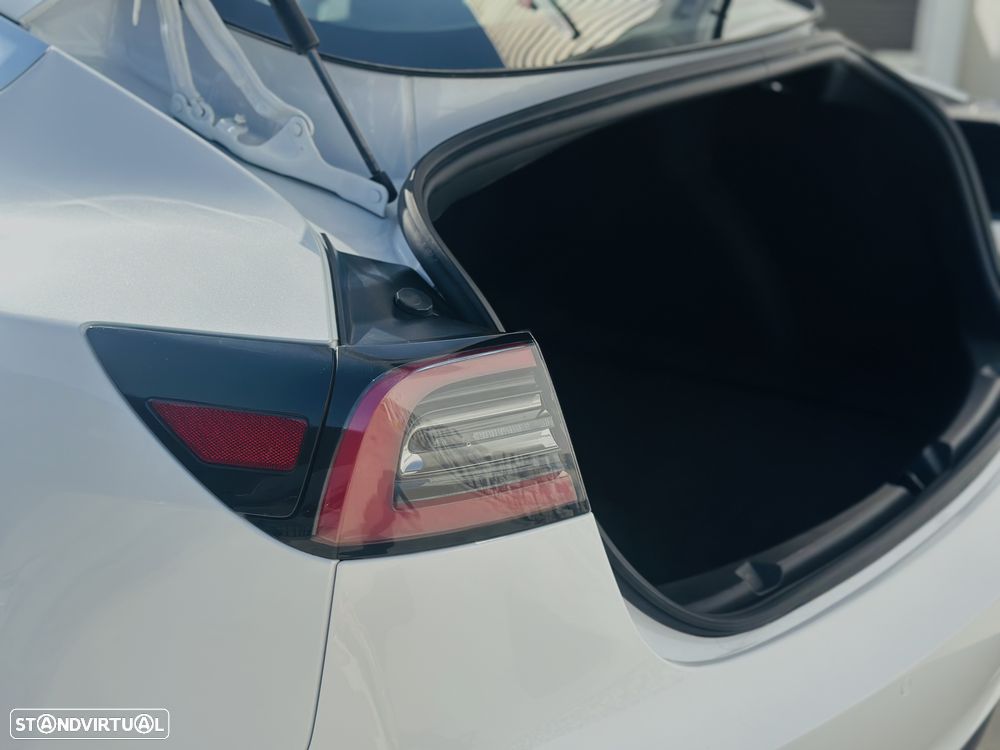 Tesla Model 3 Standard Range Plus RWD - 31