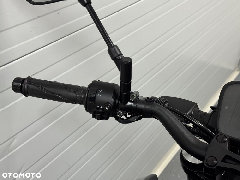 Yamaha MT - 13