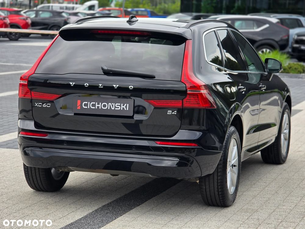 Volvo XC 60 B4 B Momentum Pro - 9