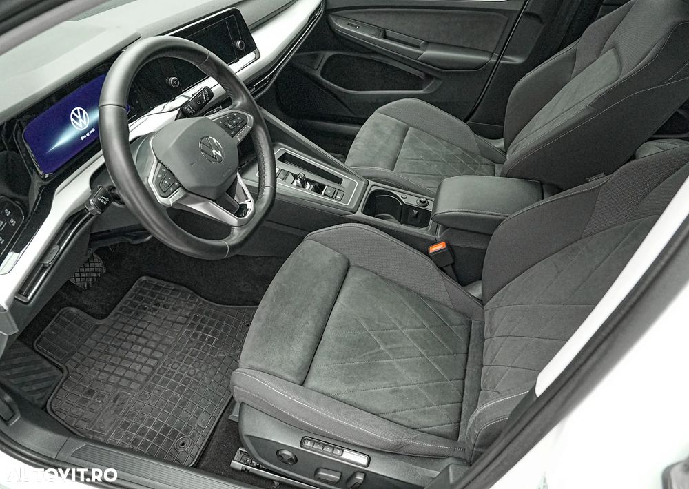 Volkswagen Golf 1.5 eTSI MHEV 150CP DSG Style - 12