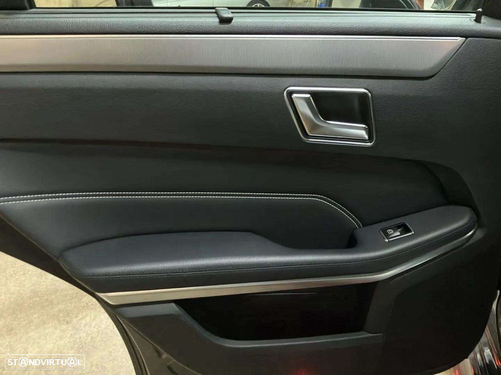 Mercedes-Benz E 300 Bluetec Hybrid Avantgarde - 21