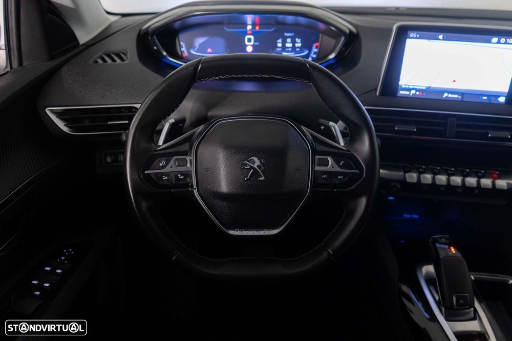 Peugeot 5008 1.2 PureTech Allure EAT8 - 23