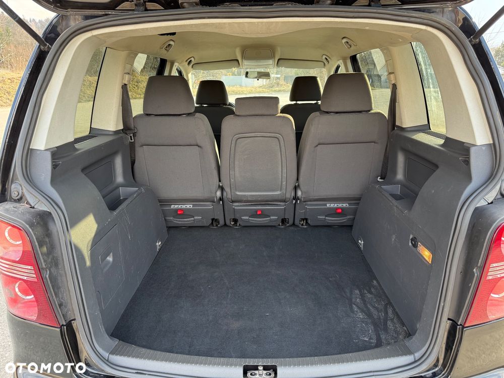 Volkswagen Touran 1.6 Trendline - 14