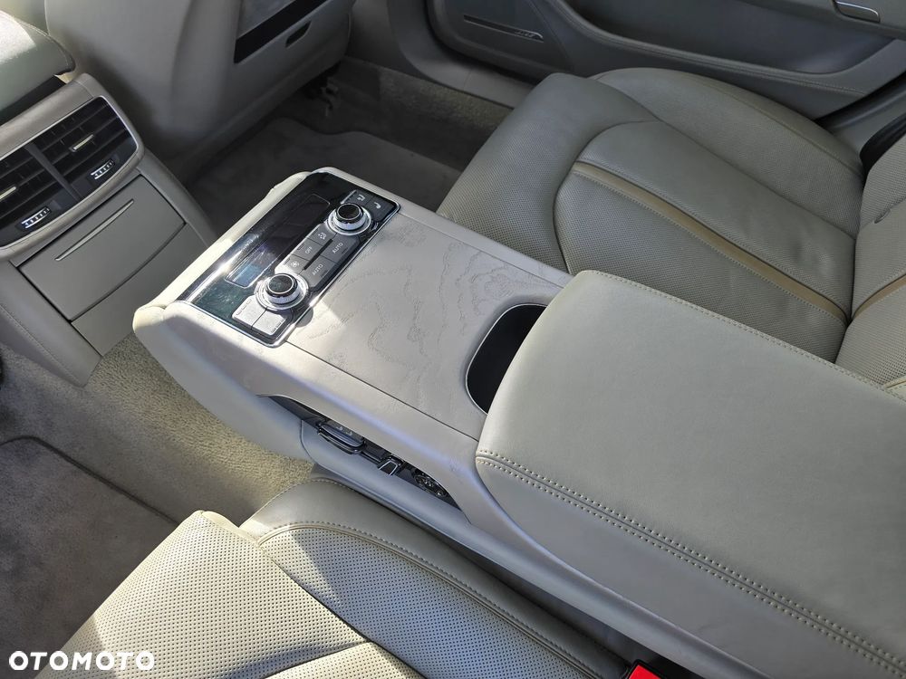 Audi A8 4.2 TDI clean diesel L Quattro - 26