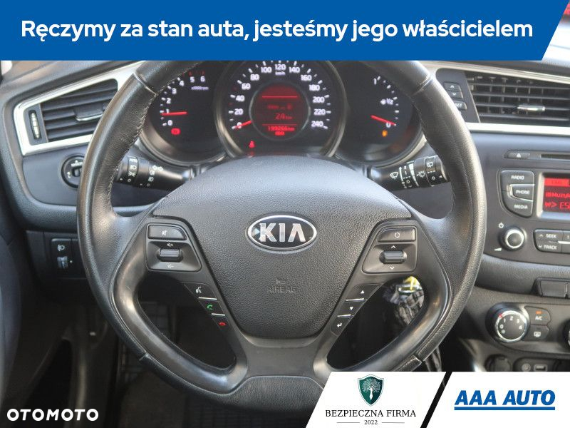 Kia Ceed - 16