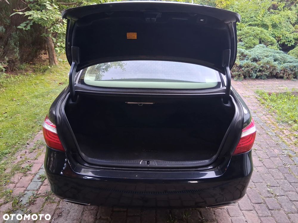 Lexus LS - 26