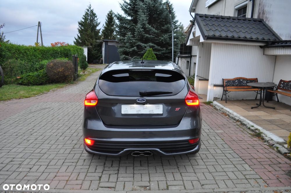 Ford Focus 2018 photo 5