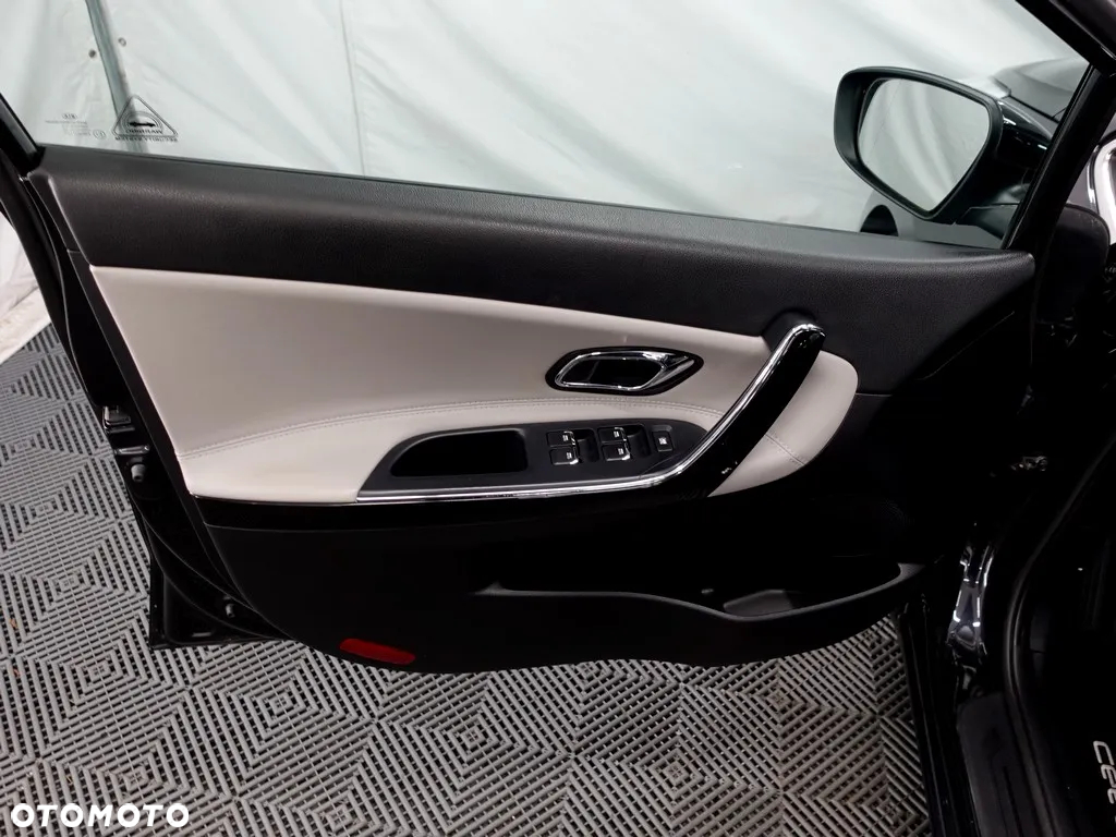 Kia Ceed Cee'd 1.6 GDI L Business Line - 16
