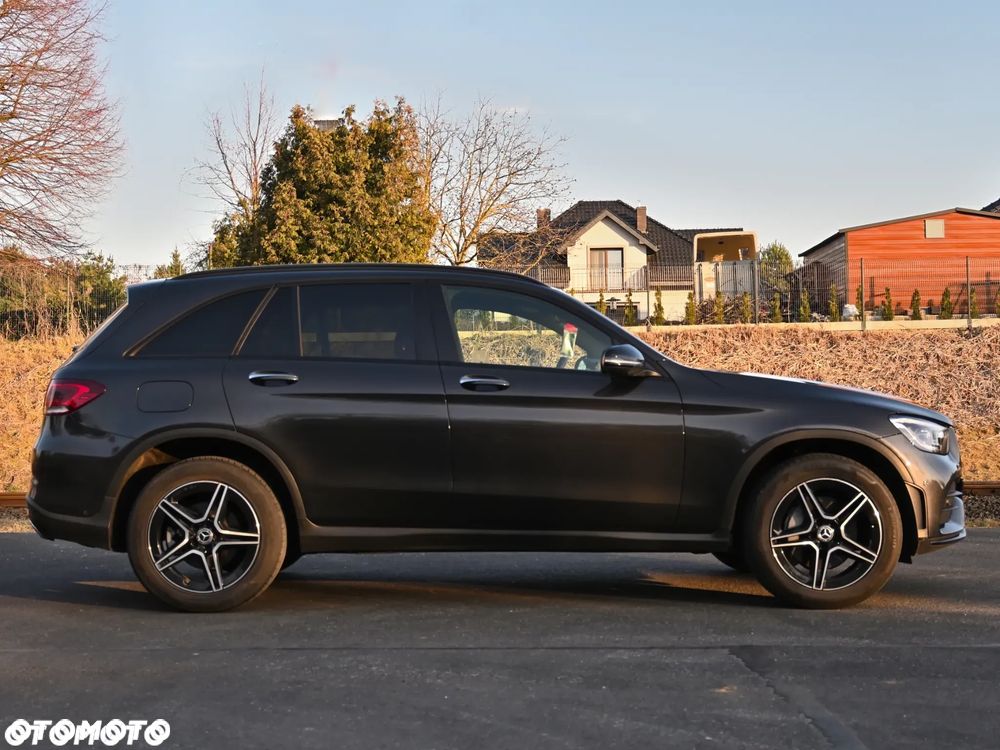 Mercedes-Benz GLC - 6