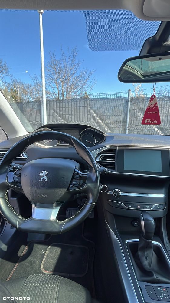 Peugeot 308 BlueHDi 120 EAT6 Stop & Start Business-Line - 12