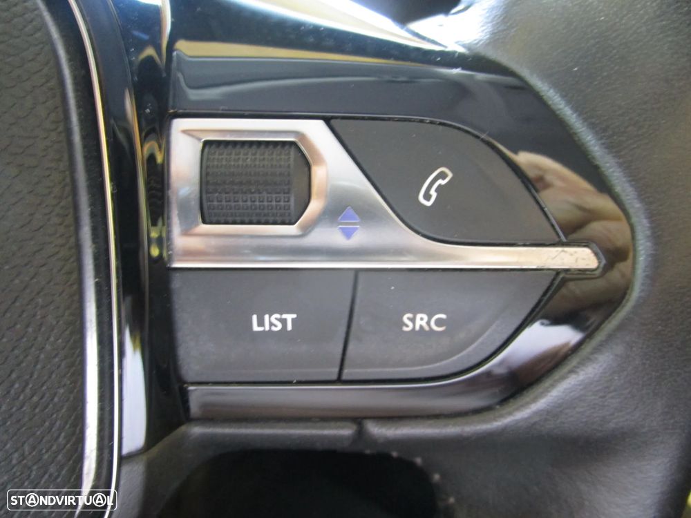 Peugeot 208 1.2 PureTech Active Pack - 24
