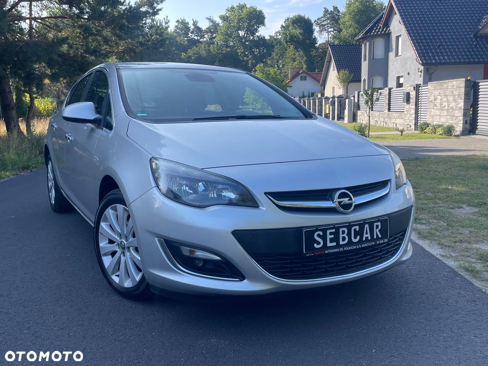 Opel Astra 1.4 Turbo - 28