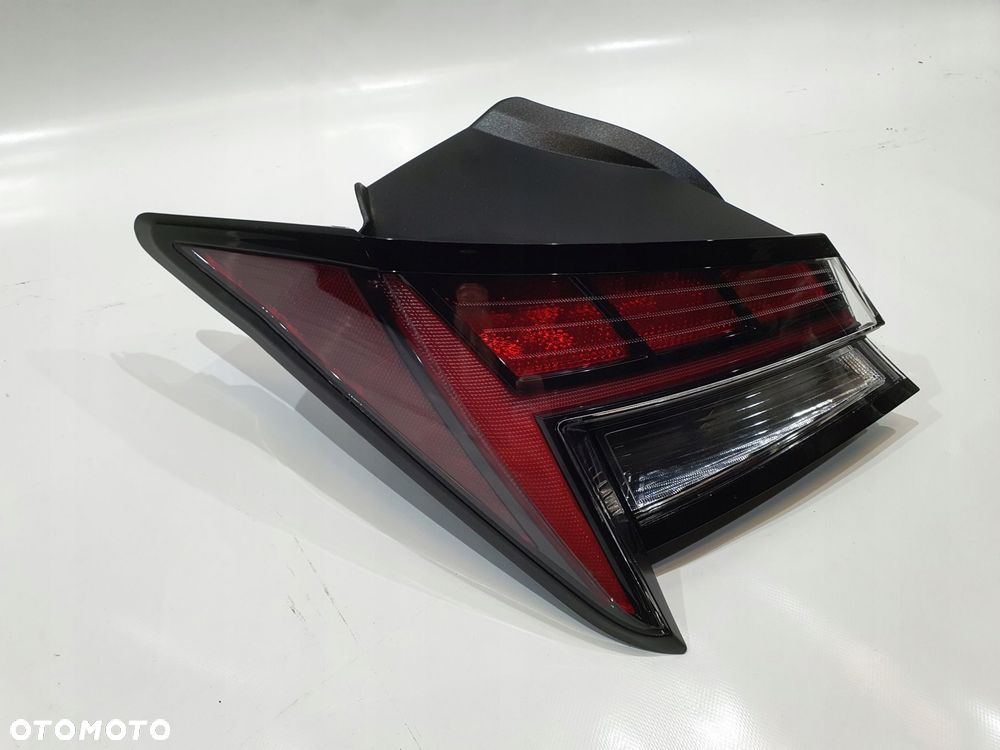 lampa tył lewy lewa led hyundai elantra vii cn7 21r eur 92401aa200 - 2