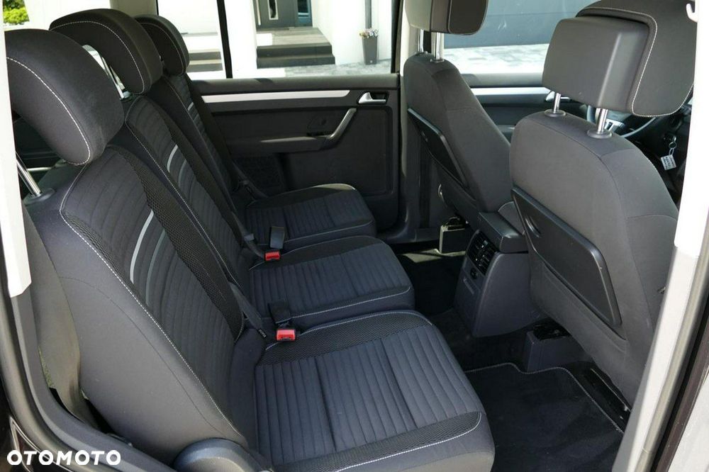 Volkswagen Touran 1.4 TSI Cup - 30